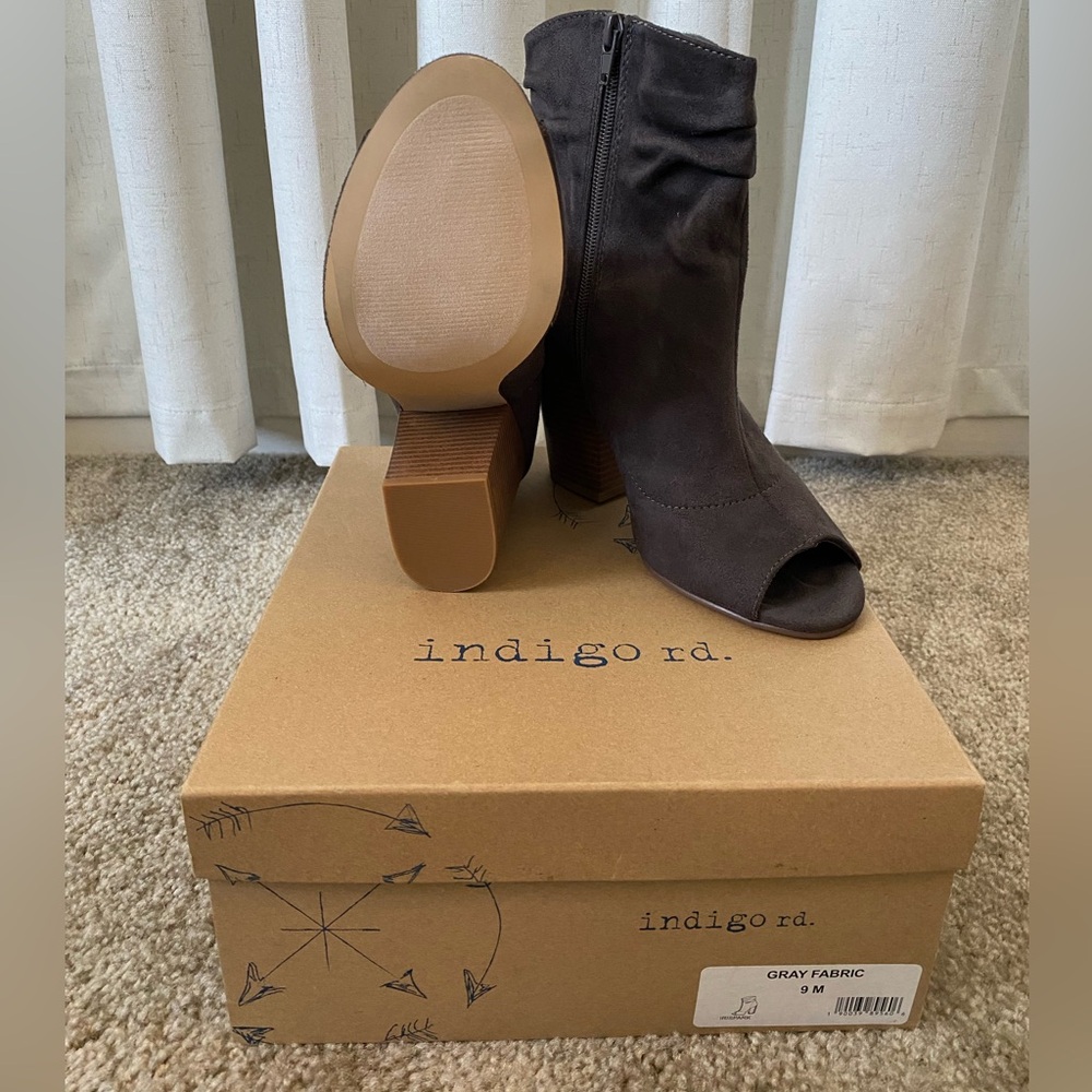 Never Worn Indigo Road Open Toe Booties